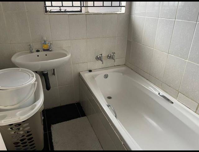 3 BEDROOM HOUSE FOR SALE IN MEREDALE